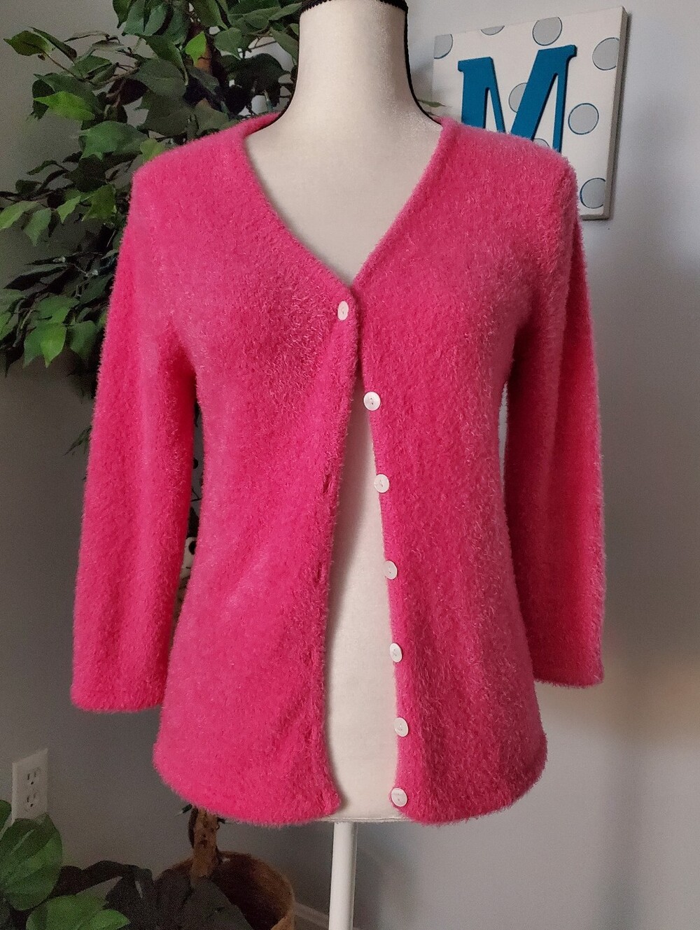 ALEXANDRA BARTLETT Y2K Hot Pink Fuzzy Cardigan M